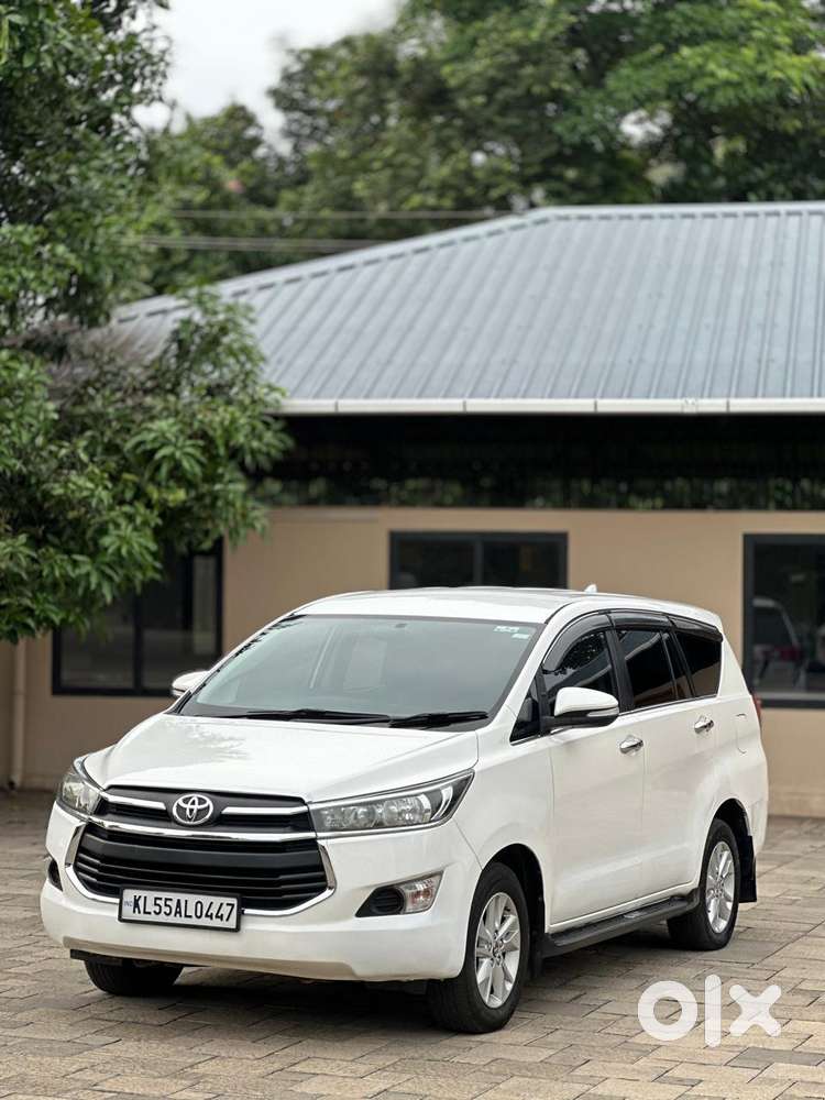 Toyota Innova Crysta 2.4 Gx Mt, 2016, Diesel