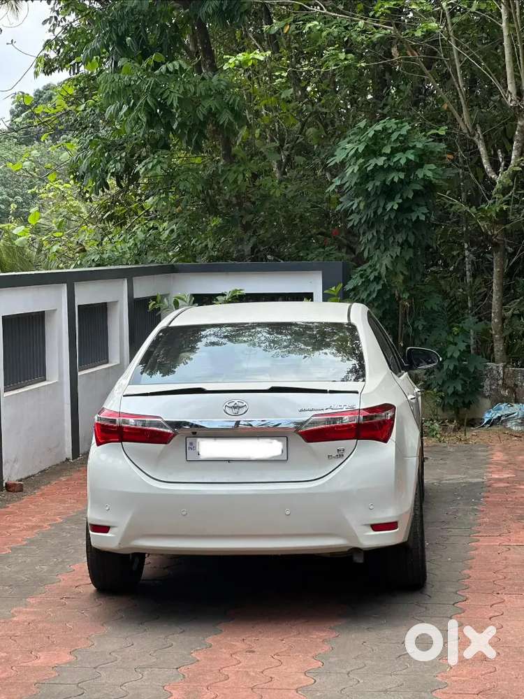 Toyota Corolla Altis 2016 Last
