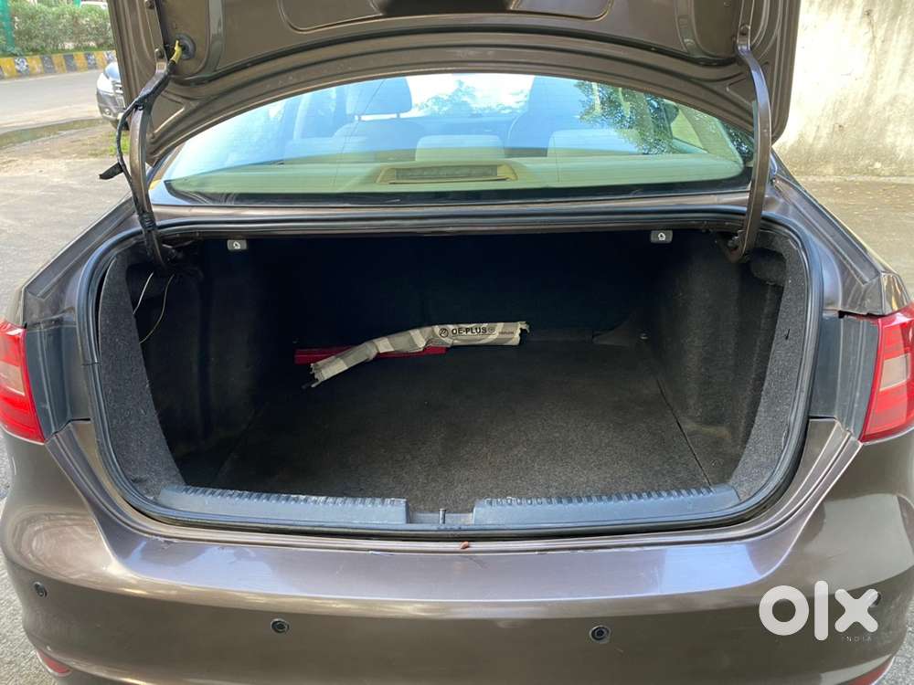 Volkswagen Jetta 2011 Dec Highline
