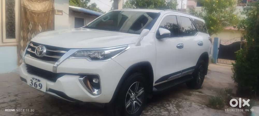 Toyota Fortuner 2019 Diesel 158000 Km Driven