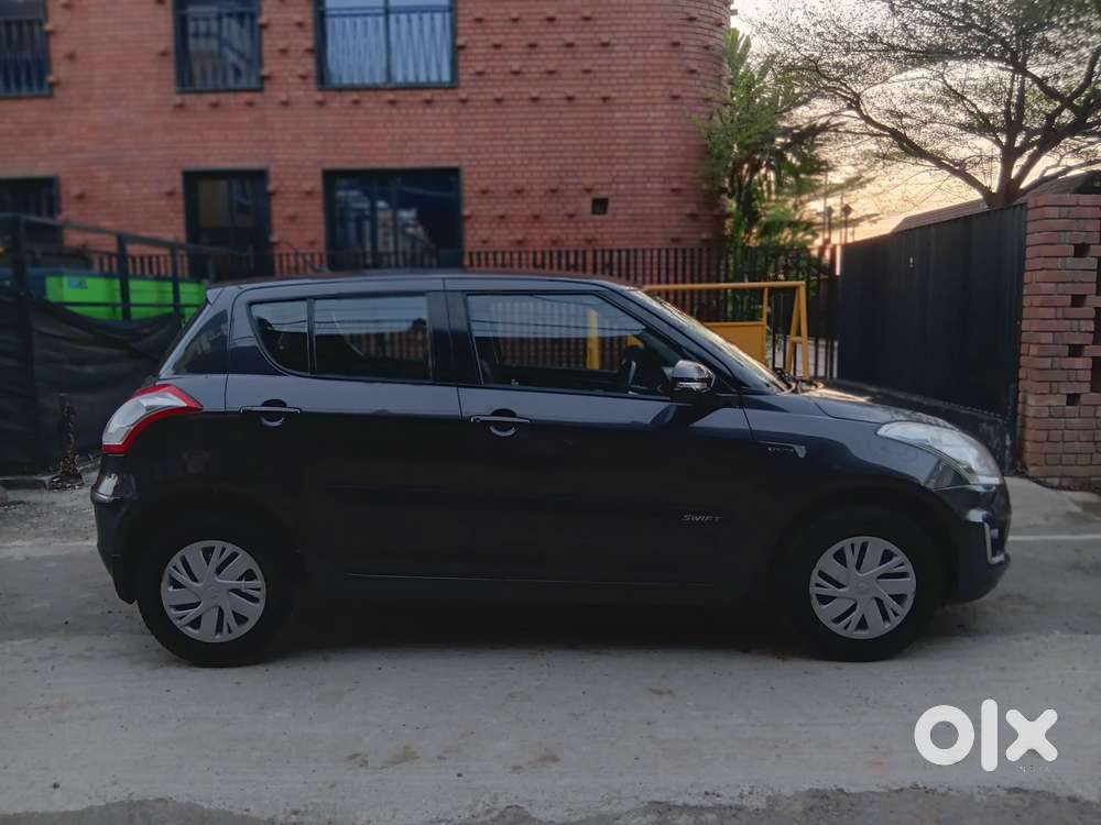 Maruti Suzuki Swift Vxi Optional, 2017, Petrol