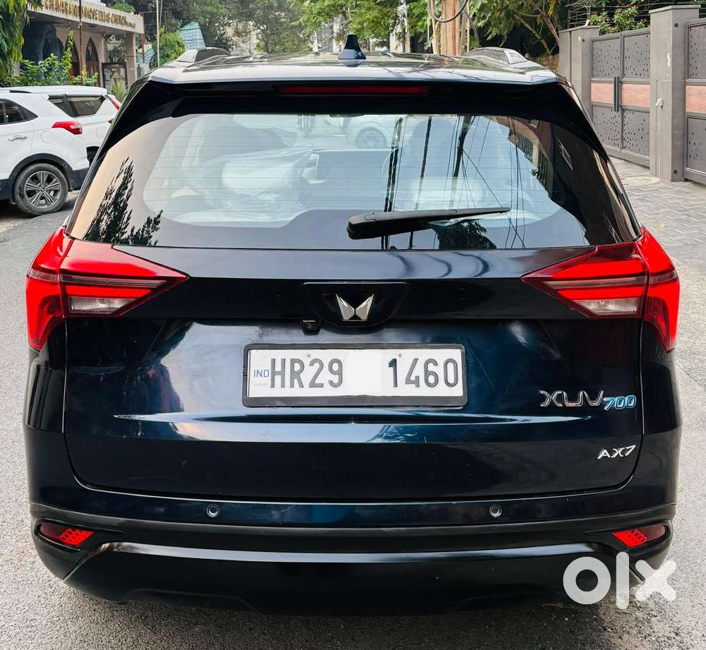 Mahindra Xuv700 2.0 Ax 7 Petrol At Str, 2022, Petrol
