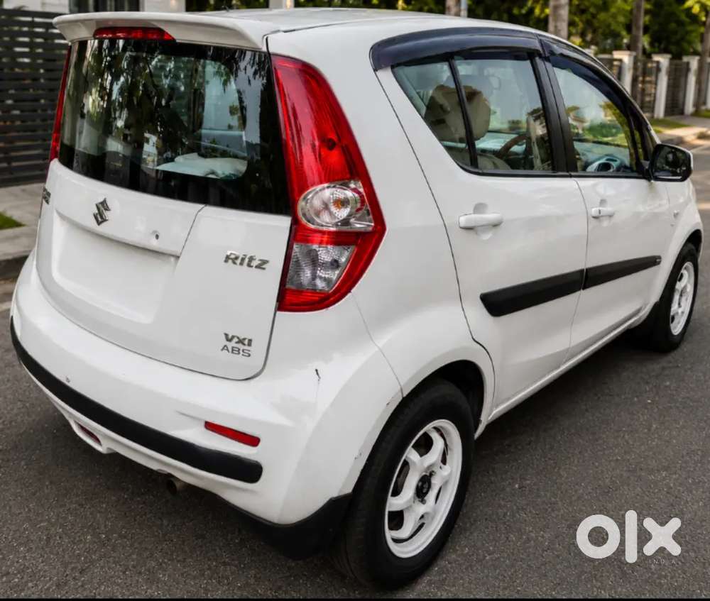 Maruti Suzuki Ritz Vxi 2012 Petrol Year