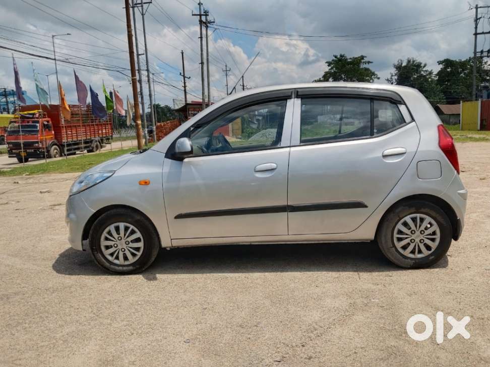 Hyundai I10 Sportz, 2015, Petrol