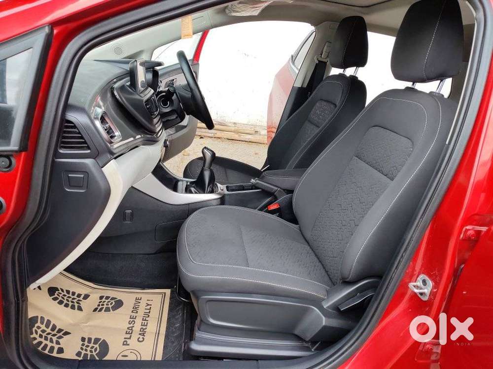 Tata Altroz Xz Plus (s), 2023, Petrol
