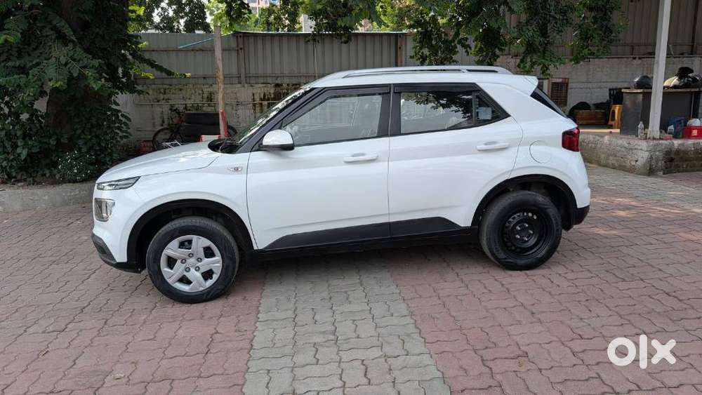 Hyundai Venue S 1.2 Petrol, 2020, Petrol