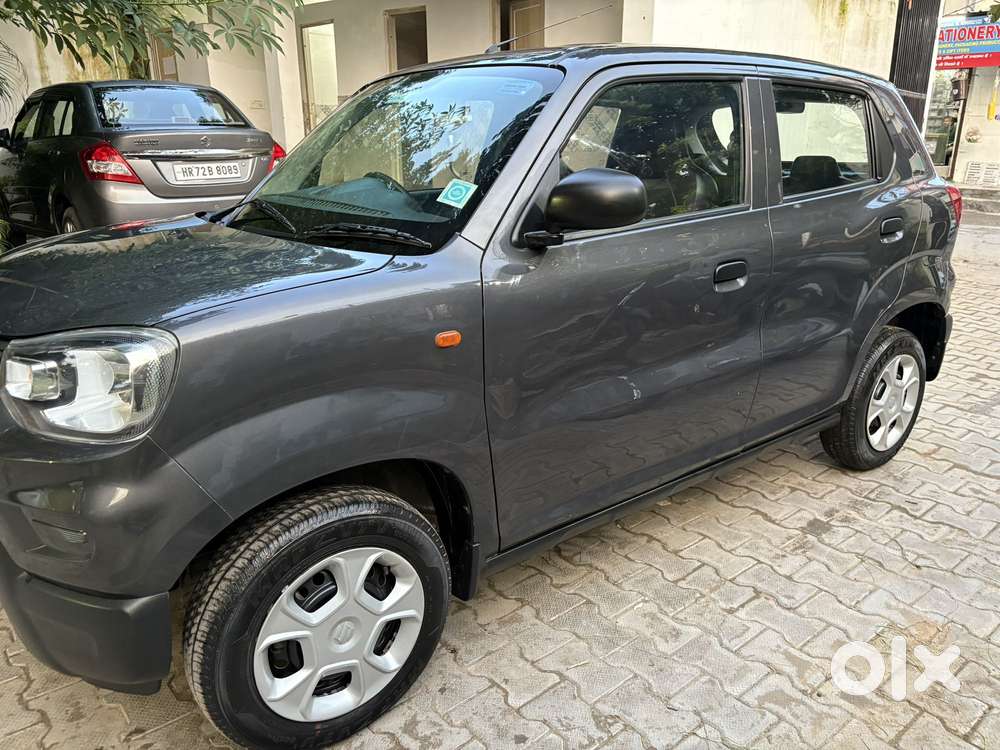 Maruti Suzuki S-presso Vxi Opt, 2022, Petrol