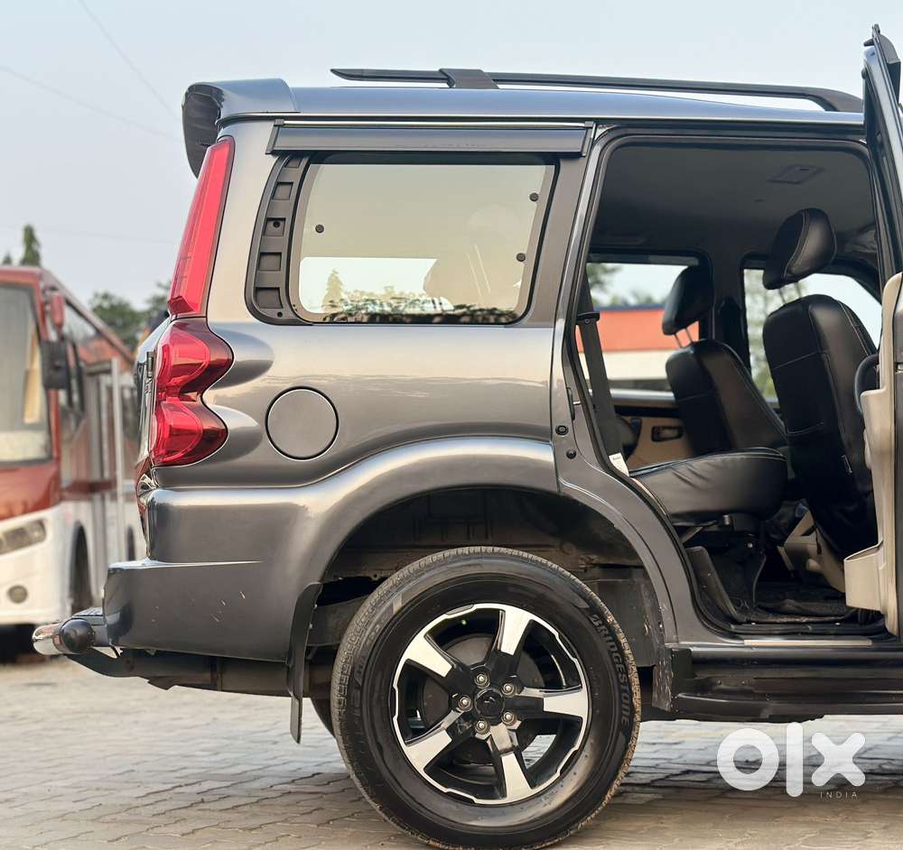 Mahindra Scorpio Classic 2.2 S 11 Mt 7 Str, 2024, Diesel