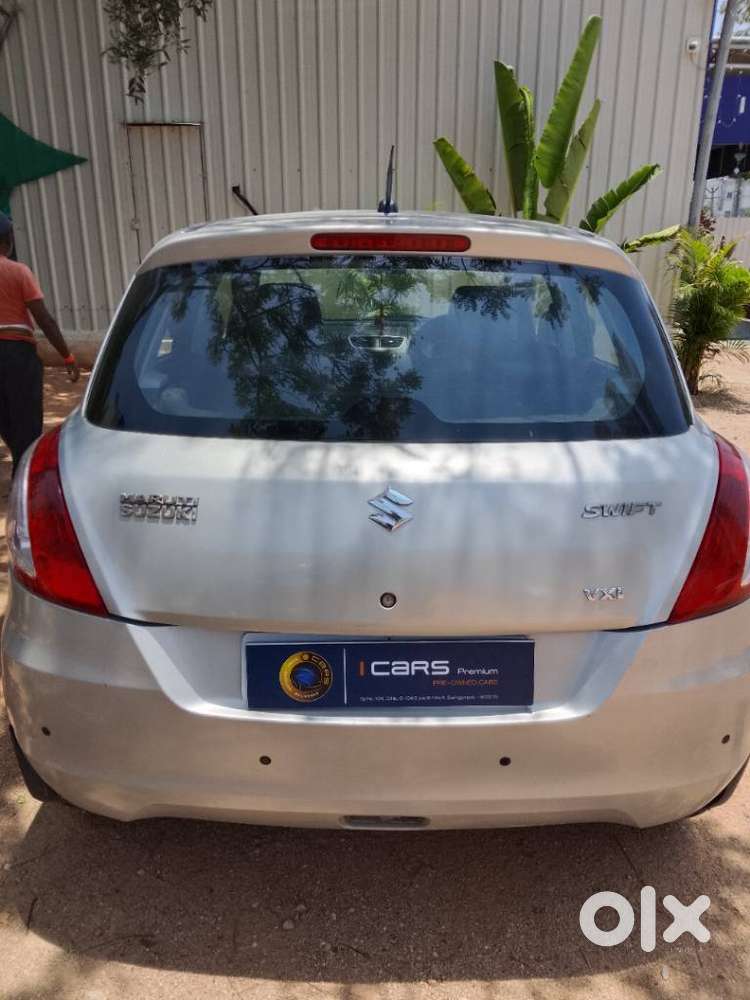 Maruti Suzuki Swift Vxi 1.2 Abs Bs-iv, 2015, Petrol