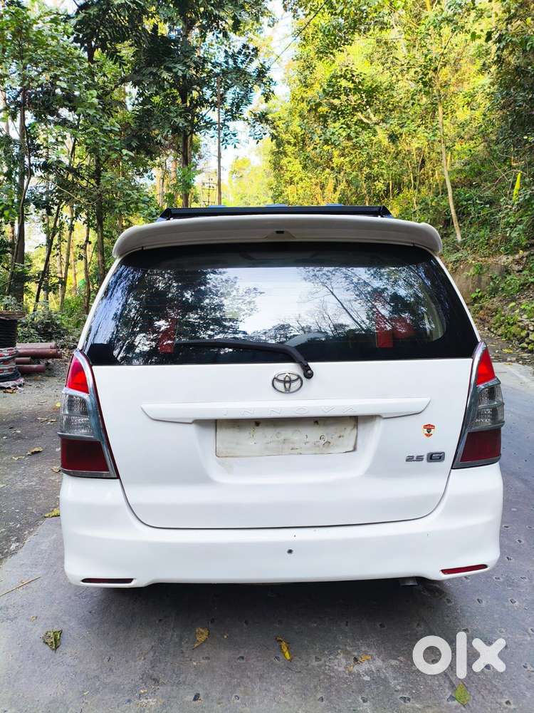 Toyota Innova 2012-2013 2.5 E Diesel Ms 7-seater, 2012, Diesel