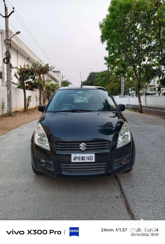 Maruti Suzuki Ritz Vxi, 2012, Petrol