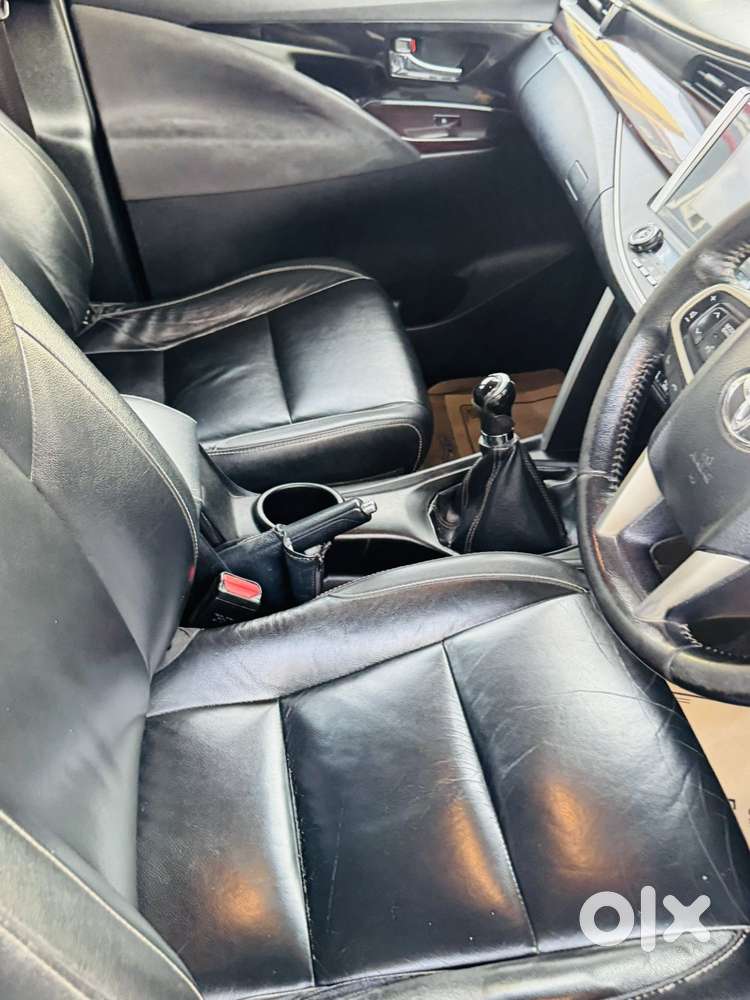 Toyota Innova Crysta Zx 2.4 Diesel 7 Seater, 2016, Diesel