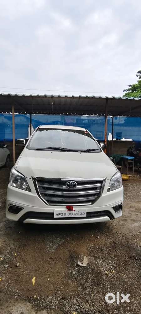 Toyota Innova 2015 Diesel 115000 Km Driven