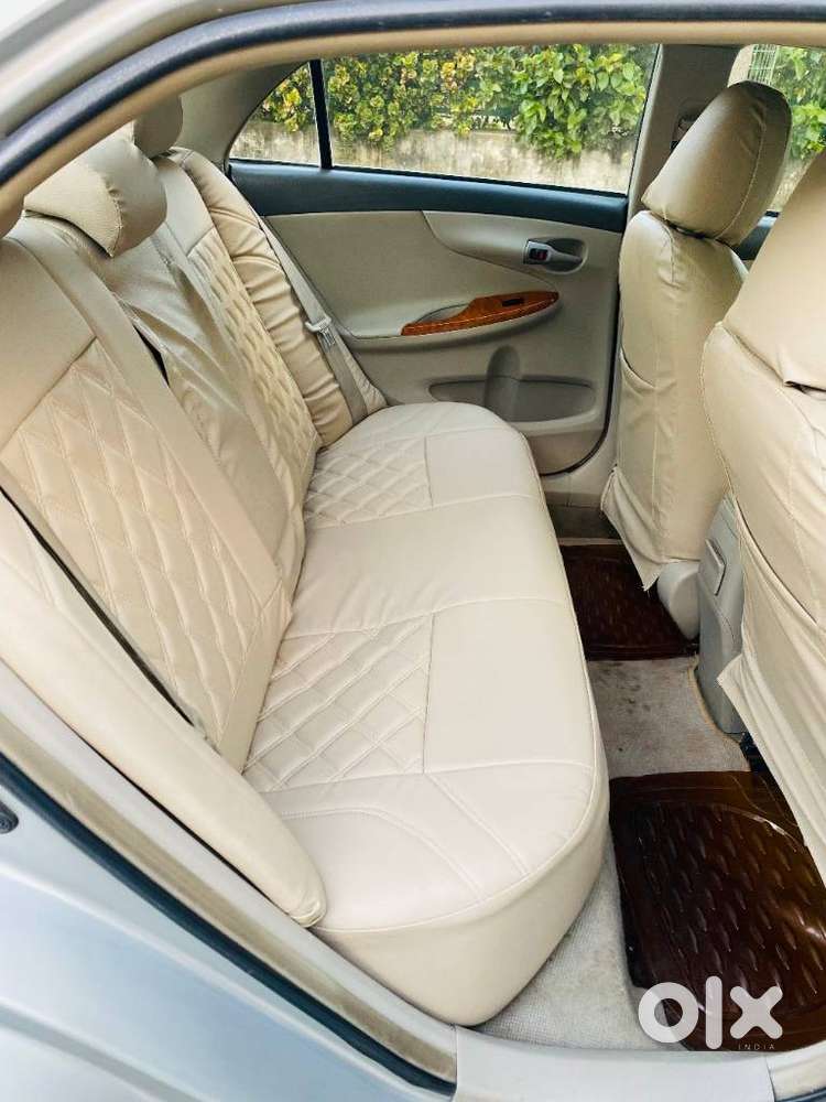 Toyota Corolla Altis 2010-2013 Vl, 2010, Petrol