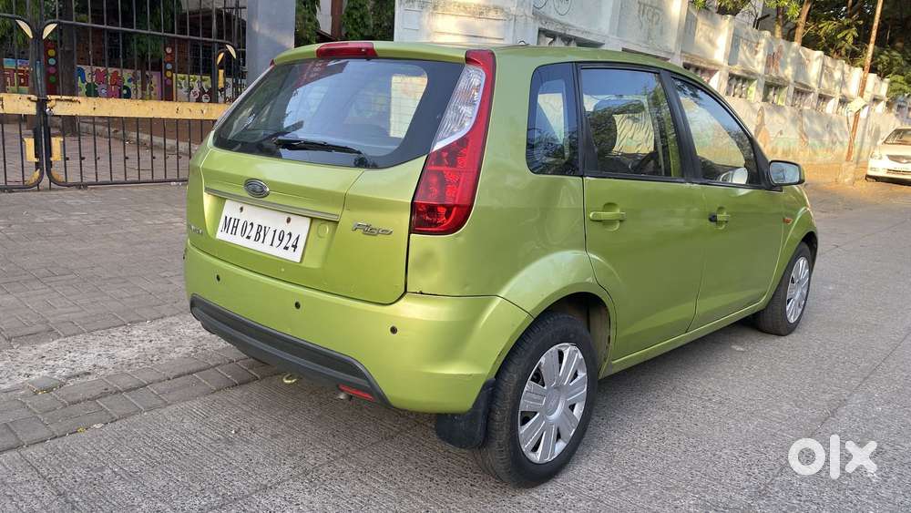 Ford Figo 2010-2012 Petrol Titanium, 2010, Petrol