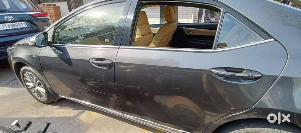 Toyota Corolla Altis 2014 Automatic  1st Owner  Well Maintained