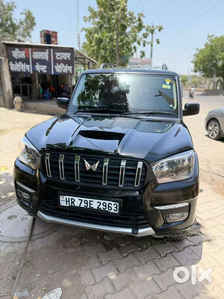 Mahindra Diesel Car 2024 December Km Driven