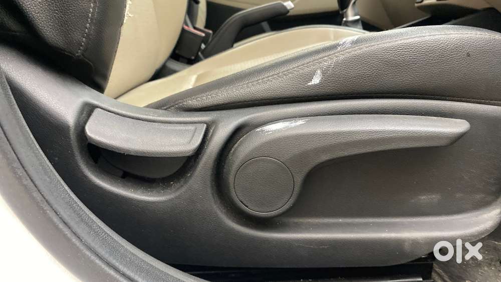 Hyundai Verna 1.6 Sx (o) Vtvt, 2019, Petrol
