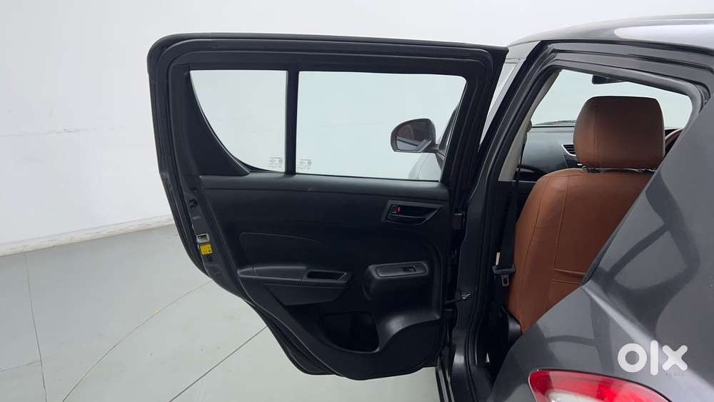 Maruti Suzuki Swift 1.2 Lxi (o), 2016, Petrol