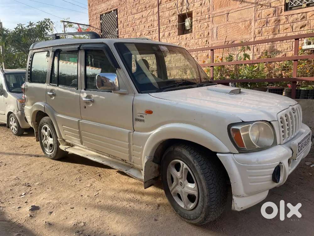 Mahindra Scorpio 2006