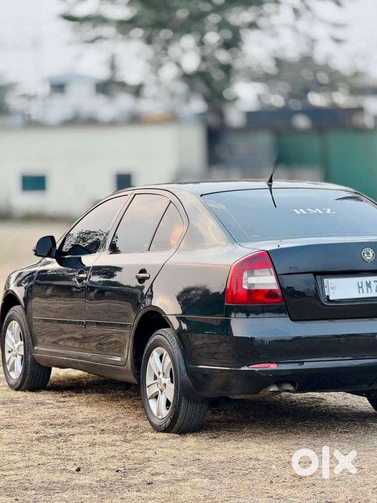 Skoda Laura 2.0 Ambition Tdi Cr, 2012, Diesel