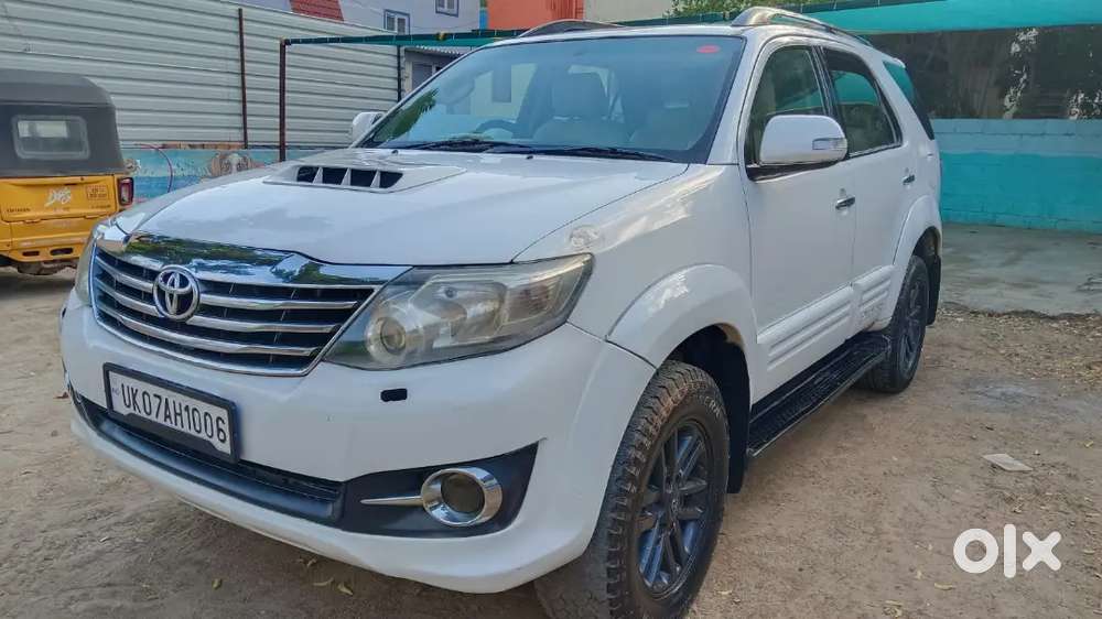Toyota Fortuner Legender 2011