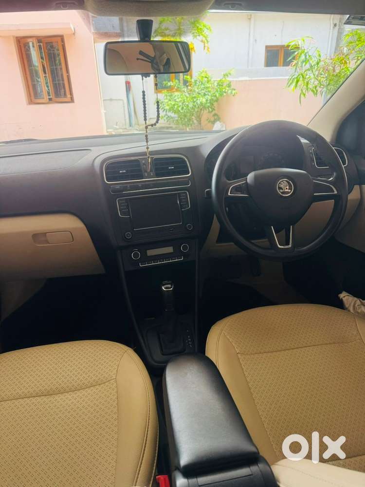 Skoda Rapid 2021 Petrol