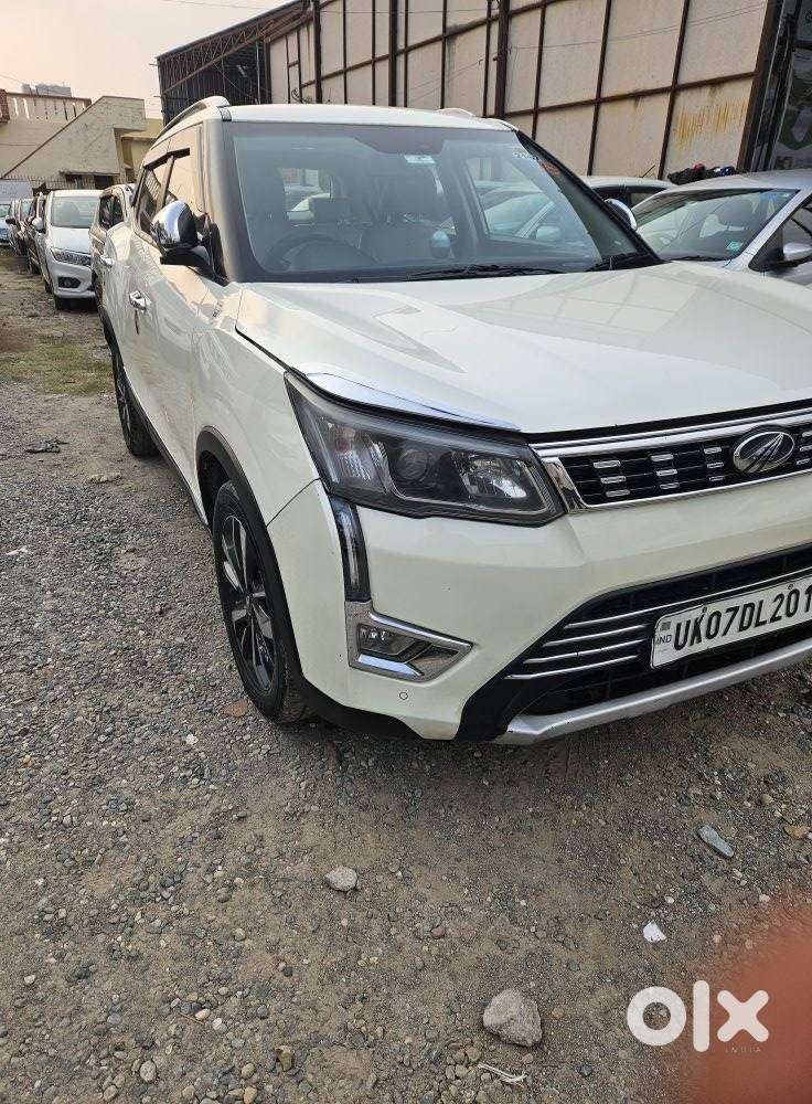 Mahindra Xuv300 W8, 2019, Petrol