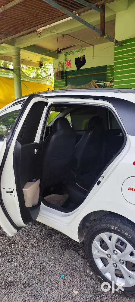 Hyundai Grand I10 2016 Diesel 95000 Km Driven