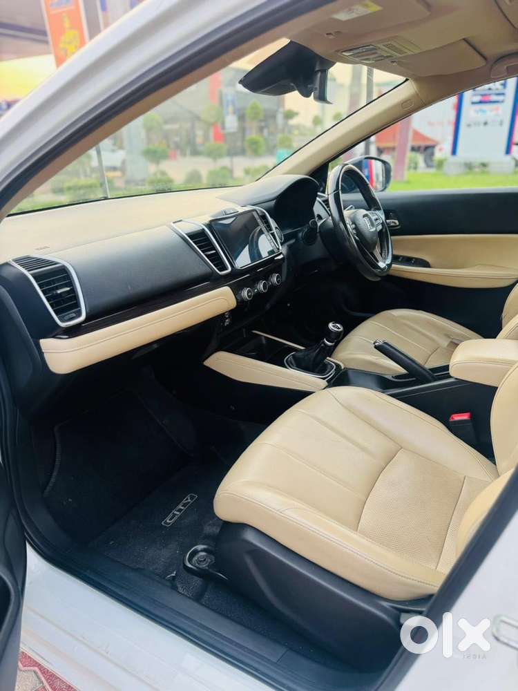 Honda City 1.5 Zx I-vtec Mt, 2023, Petrol