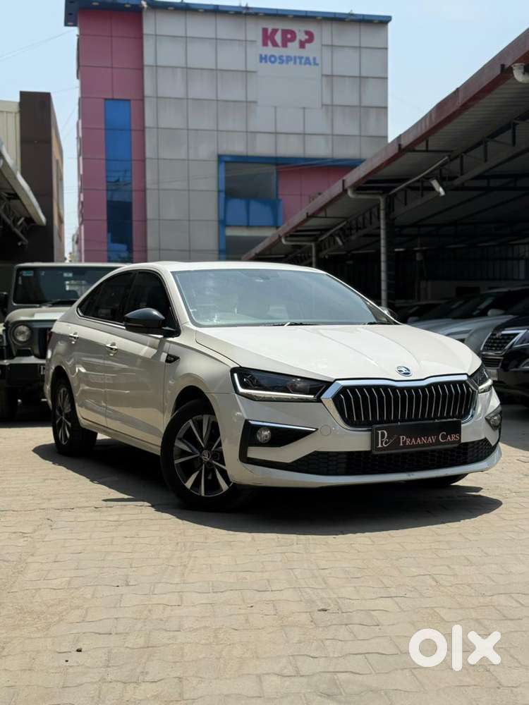 Skoda Slavia 1.0 Tsi Style At, 2022, Petrol