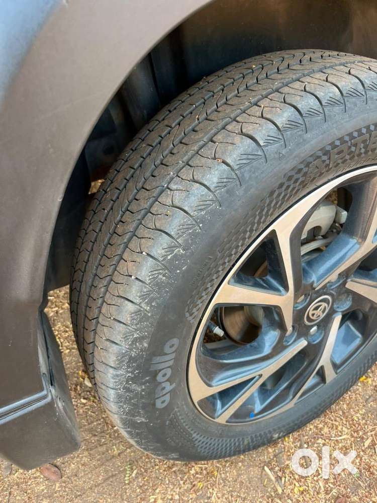 Toyota Urban Cruiser Hyryder 2024 Showroom Condition