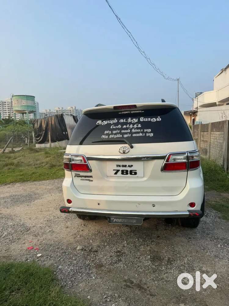 Toyota Fortuner 2010