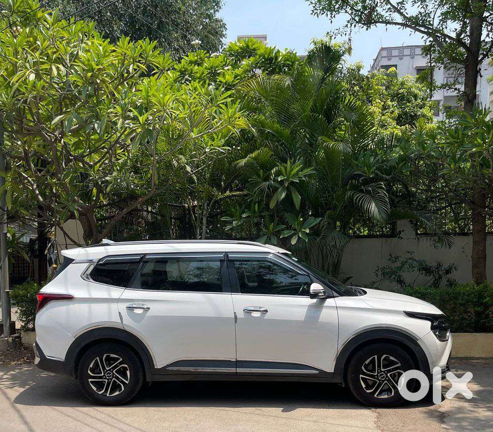 Kia Carens 1.5 Luxury Plus Diesel At 6 Str, 2023, Diesel