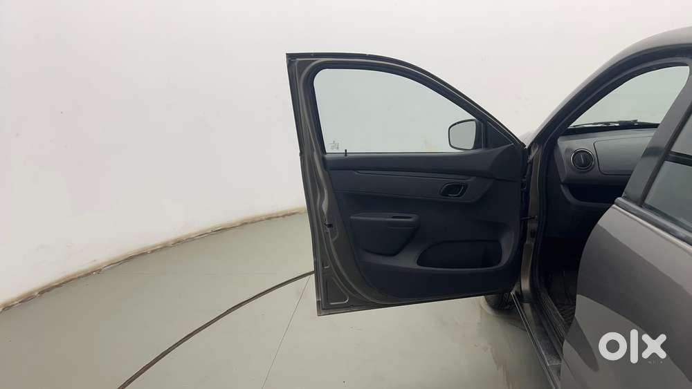 Renault Kwid 1.0 Rxt, 2016, Petrol