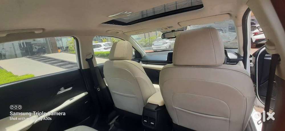 Hyundai Verna 1.5 Sx (o) Vtvt, 2023, Petrol