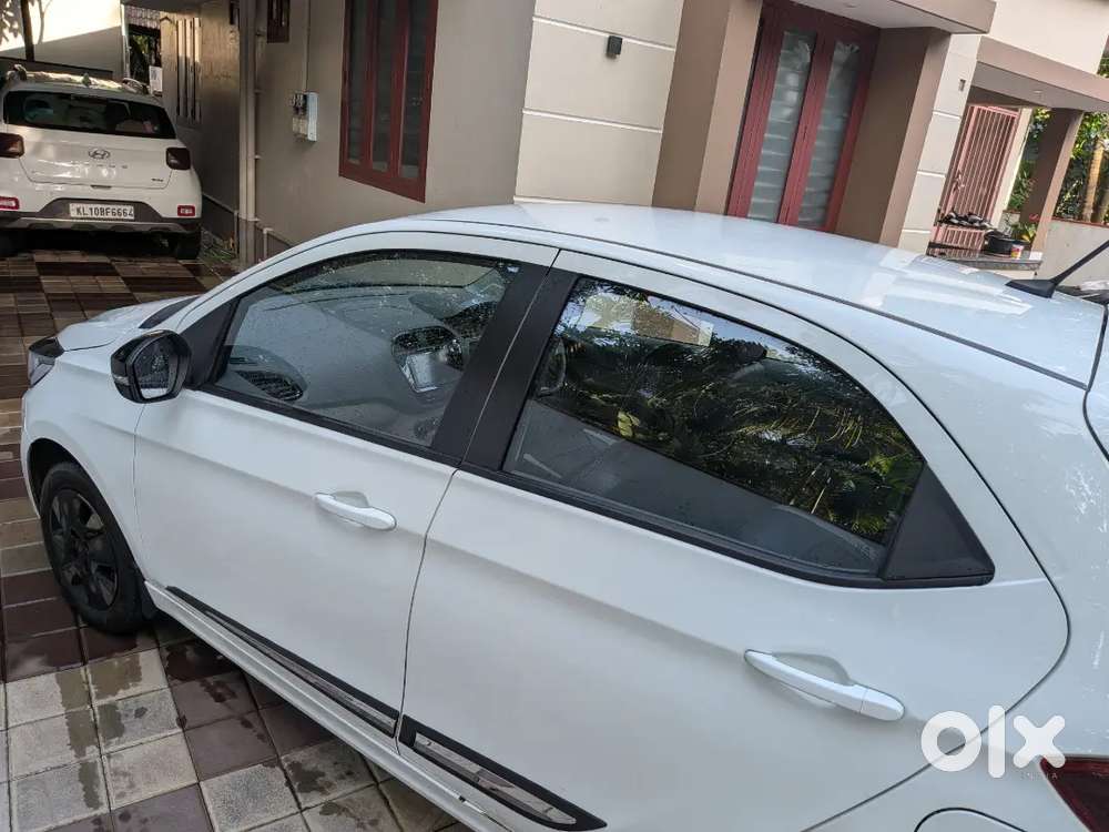 Tata Tiago 1.2 Revotron 2025