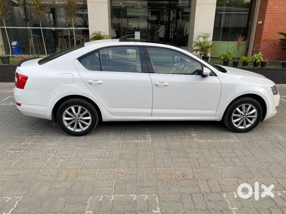 Skoda Octavia 2.0 Tdi Style Plus At, 2015, Diesel