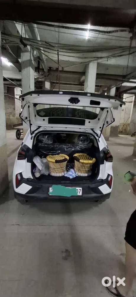 Tata Nexon Smart Plus S Sunroof 2025