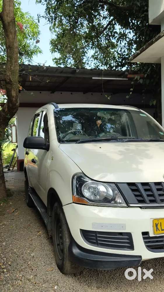 Mahindra Xylo 2012