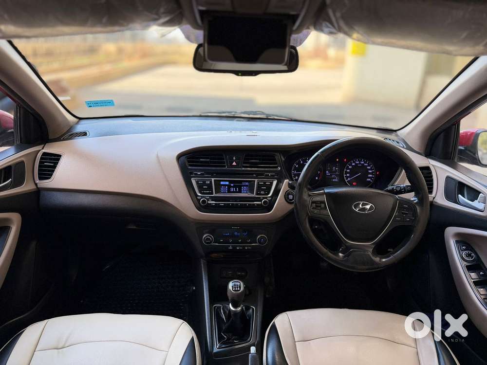 Hyundai Elite I20 Sportz (o) 1.2, 2014, Petrol