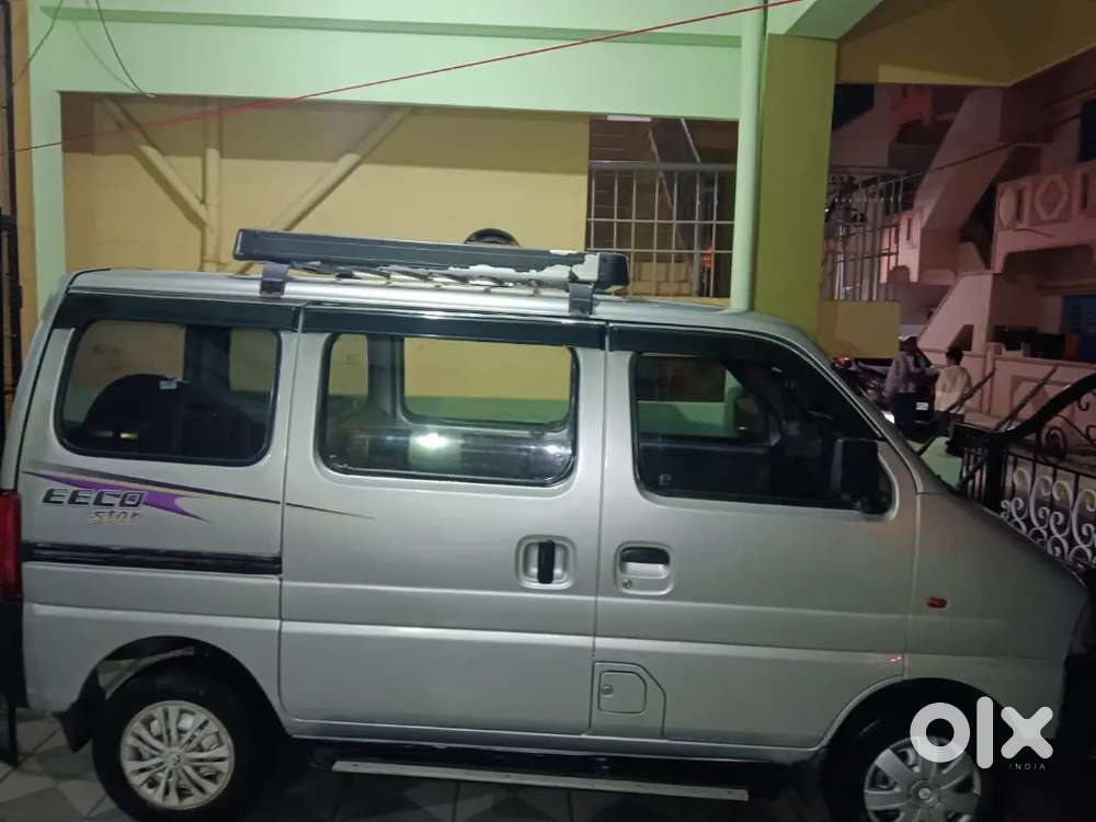 Maruti Suzuki Eeco 5 Str 2010 Petrol