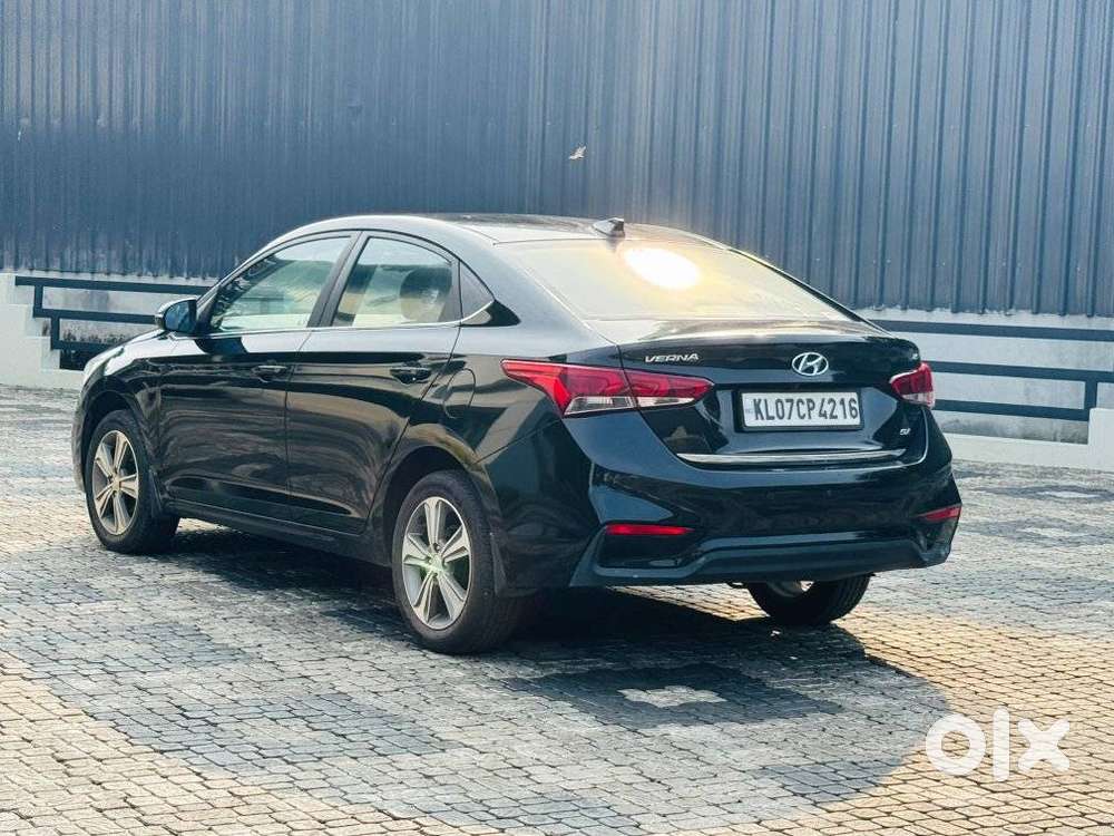 Hyundai Verna 1.6 Vtvt Sx, 2018, Petrol