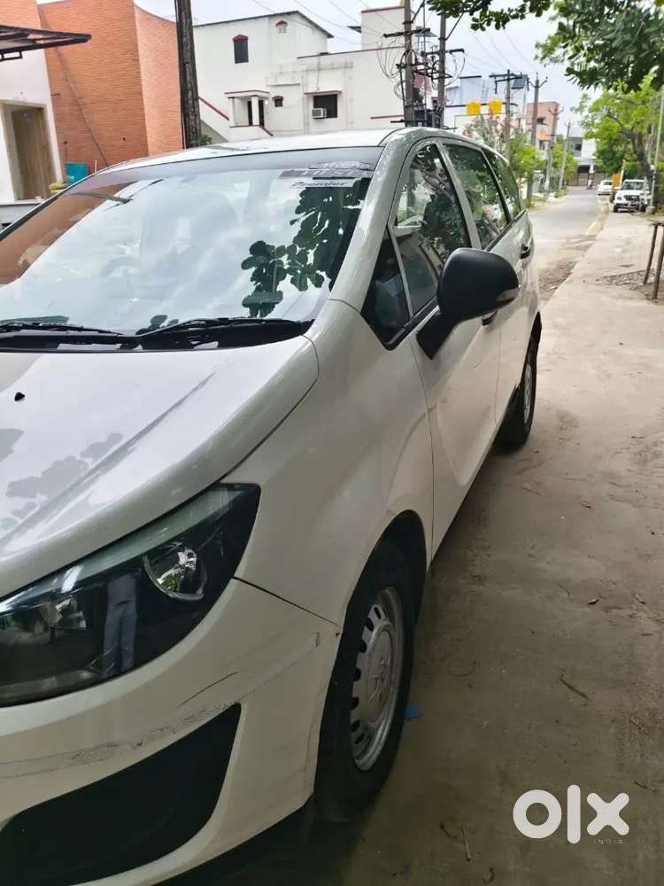 Mahindra Marazzo 2023 Diesel Well Maintained