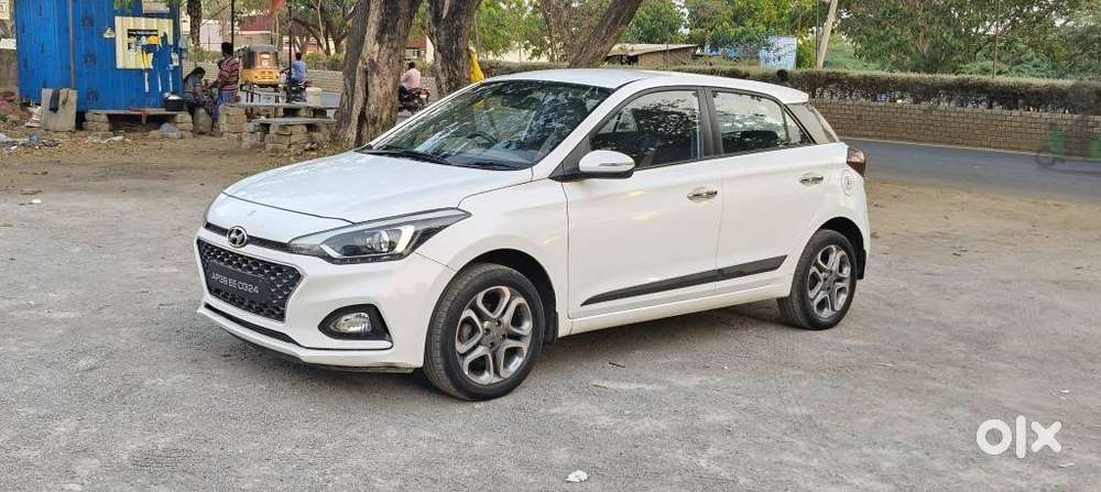 Hyundai I20 Petrol Asta Option, 2019, Petrol