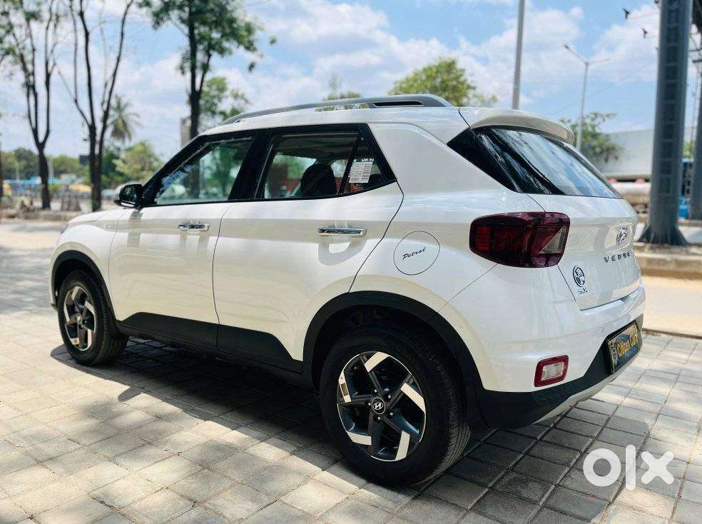 Hyundai Venue Sx Plus Turbo Dct, 2022, Petrol