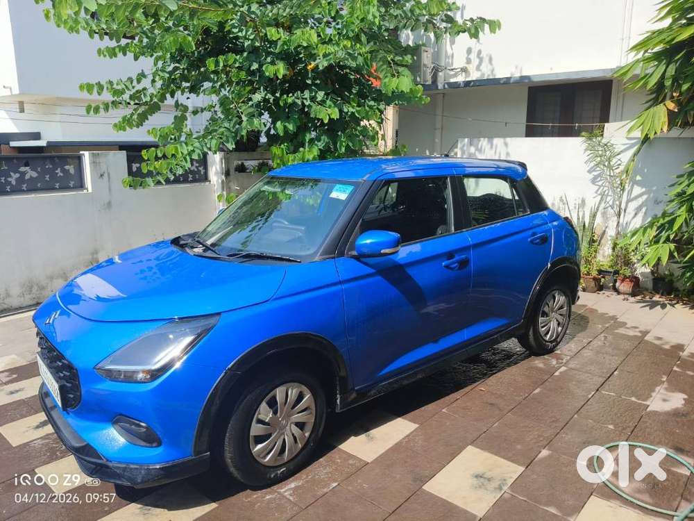 Maruti Suzuki Swift Vxi Amt 2024  9300 Km  Single Owner  Bumper-to-