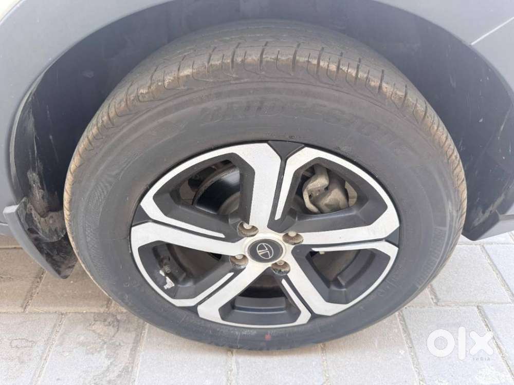 Tata Nexon Amt Xza Plus, 2023, Petrol