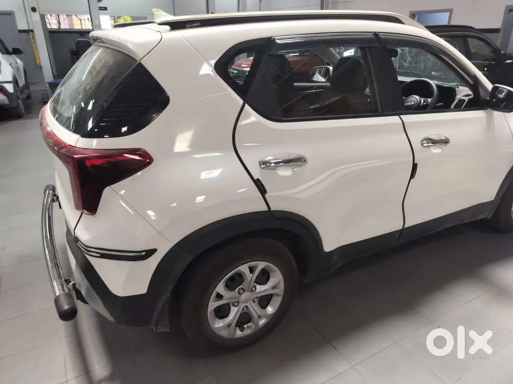 Kia Sonet 2025 Petrol 7500 Km Driven