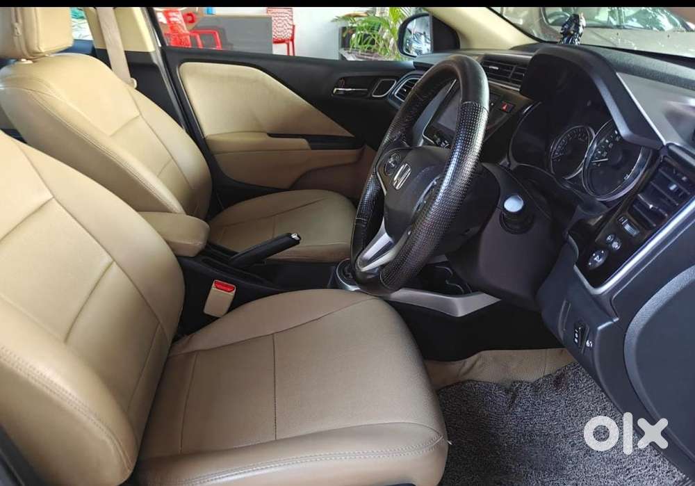 Honda City 1.5 V Cvt I-vtec Mt, 2022, Petrol